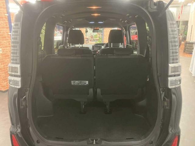 ヴォクシー ＺＳ　煌ＩＩ　４ＷＤ　ナビ　バックカメラ　フリップダウンモニター　ドラレコ　ＥＴＣ　純正アルミホイール　両側パワースライドドア　クルーズコントロール　ＵＳＢ（15枚目）