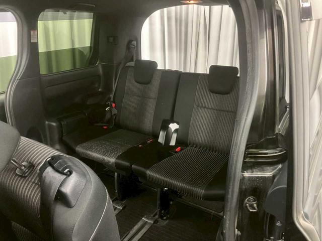 ヴォクシー ＺＳ　煌ＩＩ　４ＷＤ　ナビ　バックカメラ　フリップダウンモニター　ドラレコ　ＥＴＣ　純正アルミホイール　両側パワースライドドア　クルーズコントロール　ＵＳＢ（18枚目）