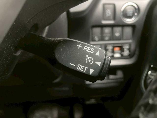 ヴォクシー ＺＳ　煌ＩＩ　４ＷＤ　ナビ　バックカメラ　フリップダウンモニター　ドラレコ　ＥＴＣ　純正アルミホイール　両側パワースライドドア　クルーズコントロール　ＵＳＢ（45枚目）