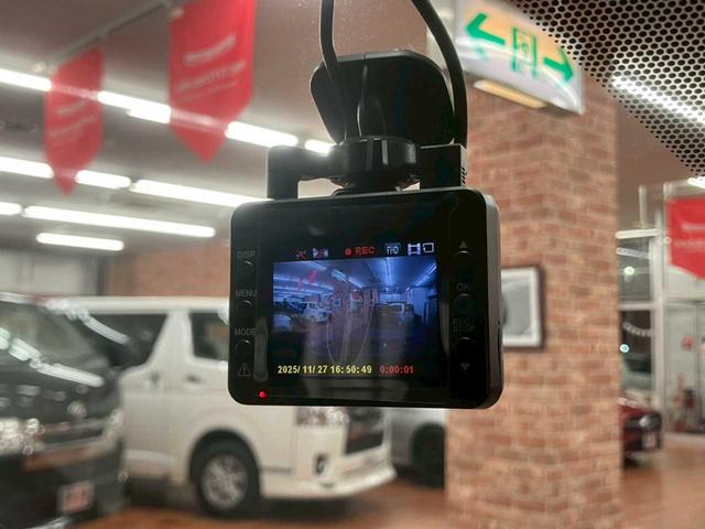 ヴォクシー ＺＳ　煌ＩＩ　４ＷＤ　ナビ　バックカメラ　フリップダウンモニター　ドラレコ　ＥＴＣ　純正アルミホイール　両側パワースライドドア　クルーズコントロール　ＵＳＢ（55枚目）