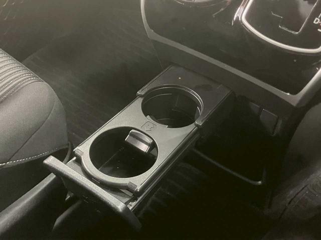 ヴォクシー ＺＳ　煌ＩＩ　４ＷＤ　ナビ　バックカメラ　フリップダウンモニター　ドラレコ　ＥＴＣ　純正アルミホイール　両側パワースライドドア　クルーズコントロール　ＵＳＢ（57枚目）