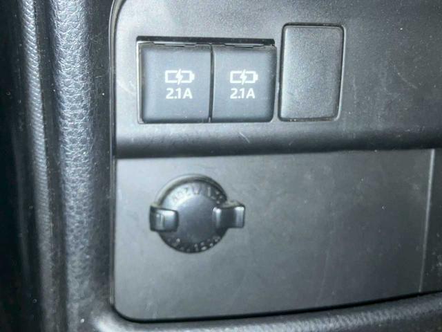 ヴォクシー ＺＳ　煌ＩＩ　４ＷＤ　ナビ　バックカメラ　フリップダウンモニター　ドラレコ　ＥＴＣ　純正アルミホイール　両側パワースライドドア　クルーズコントロール　ＵＳＢ（58枚目）