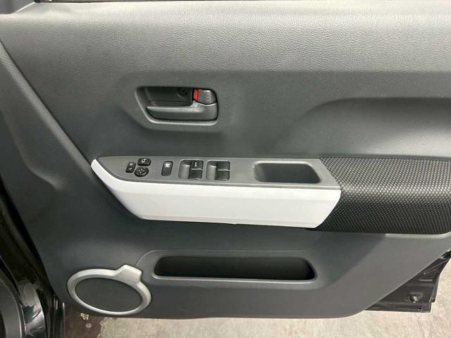 ハスラー Ｇ　４ＷＤ　メッキグリル　メッキモール　ナビ　Ｂｌｕｅｔｏｏｔｈ　アイドリングストップ　オートエアコン　電格ミラー　シートヒーター　ハスラーエンブレム（29枚目）