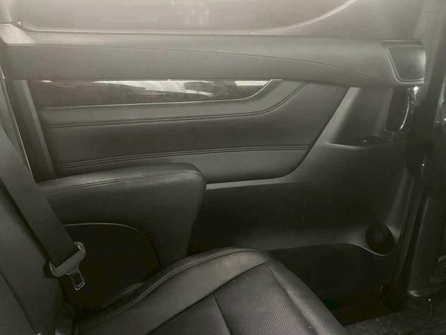 アルファード 2.5S Cパッケージ 4WD 社外アルミホイール 純正ナビ バックカメラ 両側パワースライドドア クルーズコントロール フォグランプ プッシュスタート サンシェード パワーバックドア(30枚目)