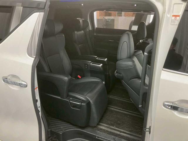 アルファード 2.5S Cパッケージ 4WD 社外アルミホイール 純正ナビ バックカメラ 両側パワースライドドア クルーズコントロール フォグランプ プッシュスタート サンシェード パワーバックドア(31枚目)