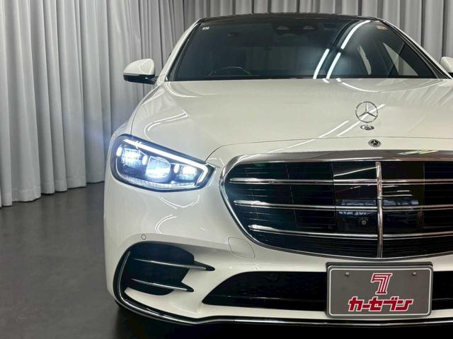 Ｓクラス Ｓ４００ｄ　４マチック　ＡＭＧライン　４ＷＤ　純正アルミホイール　パワーバックドア　クルーズコントロール　パワーシート　リアエアコン　ナビ　バックカメラ　ドラレコ　ＬＥＤイルミネーション（14枚目）