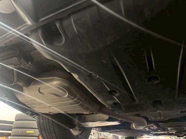 Ｓクラス Ｓ４００ｄ　４マチック　ＡＭＧライン　４ＷＤ　純正アルミホイール　パワーバックドア　クルーズコントロール　パワーシート　リアエアコン　ナビ　バックカメラ　ドラレコ　ＬＥＤイルミネーション（56枚目）