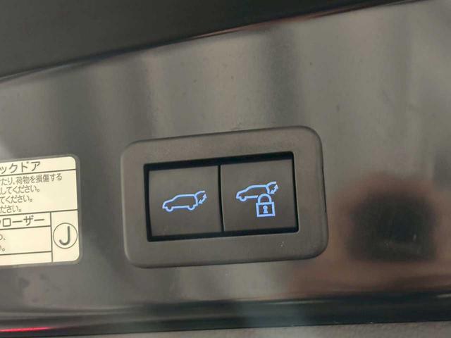 カローラクロス ハイブリッド　Ｚ　４ＷＤ　ナビ　シートヒーター　ＥＴＣ　パワーバックドア　バックカメラ　ＬＥＤヘッドライト　フォグランプ　ＬＥＤイルミネーション　クルーズコントロール　スペアキー（22枚目）