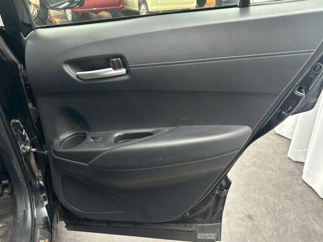 カローラクロス ハイブリッド　Ｚ　４ＷＤ　ナビ　シートヒーター　ＥＴＣ　パワーバックドア　バックカメラ　ＬＥＤヘッドライト　フォグランプ　ＬＥＤイルミネーション　クルーズコントロール　スペアキー（29枚目）