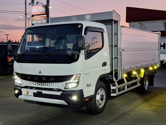 キャンター 　３．０Ｔファームダンプ　登録済未使用車　積載３．５トン　ＬＥＤヘッドライト　スマートキー　バックカメラ　ｂｌｕｅｔｏｏｔｈ　荷台寸法・長さ４．１００ｍｍ・幅２．１００ｍｍ・高さ１．２００ｍｍ（7枚目）