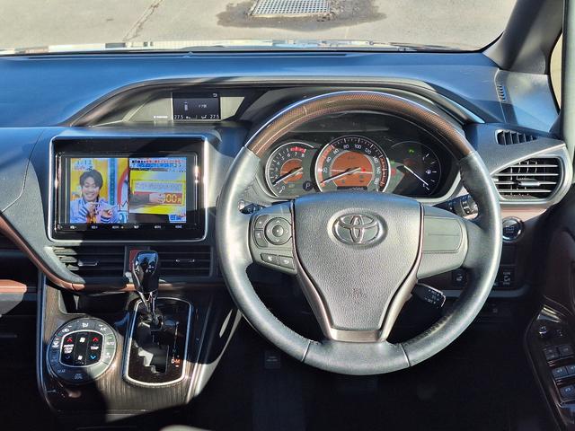 エスクァイア Ｇｉ　プレミアムパッケージ　４ＷＤ　ワンオーナー　寒冷地仕様　両側電動スライド　ｂｌｕｅｔｏｏｔｈ　ＨＤＭＩ　バックカメラ　フリップダウンモニター　純正スマートキースターター　ＥＴＣ　アイドリングストップ　夏タイヤ付き（18枚目）