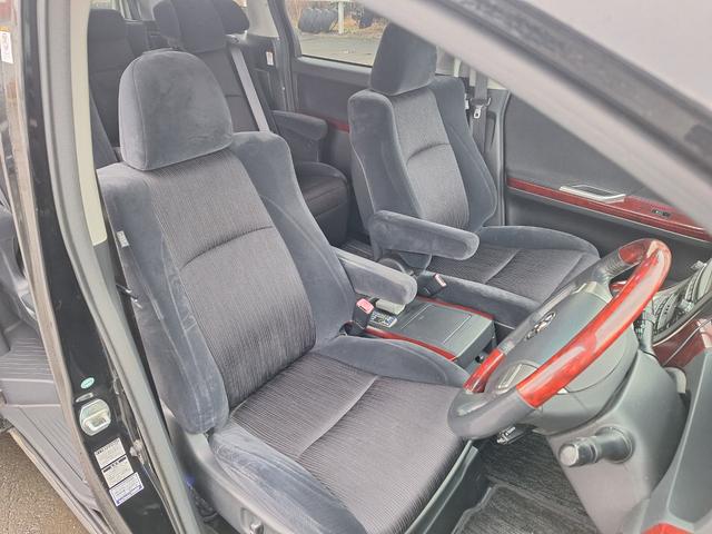 ヴェルファイア ３．５Ｚ　Ｇエディション　４ＷＤ　バックカメラ　両側電動スライドドア　フリップダウンモニター　キャプテンシート　フルエアロ　車高調　社外マフラー　ＥＴＣ　ステアリングリモコン　スマートキー（16枚目）