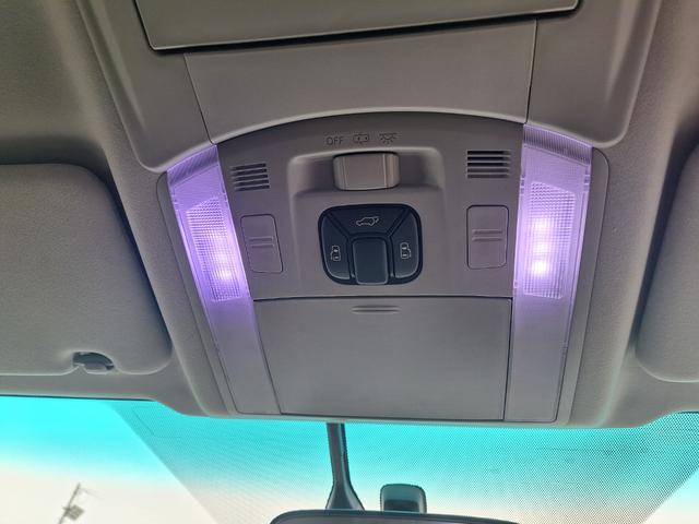 ヴェルファイア ３．５Ｚ　Ｇエディション　４ＷＤ　バックカメラ　両側電動スライドドア　フリップダウンモニター　キャプテンシート　フルエアロ　車高調　社外マフラー　ＥＴＣ　ステアリングリモコン　スマートキー（19枚目）