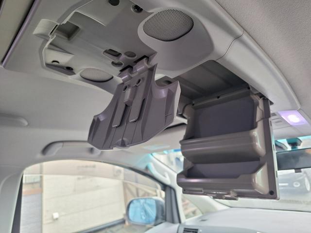 ヴェルファイア ３．５Ｚ　Ｇエディション　４ＷＤ　バックカメラ　両側電動スライドドア　フリップダウンモニター　キャプテンシート　フルエアロ　車高調　社外マフラー　ＥＴＣ　ステアリングリモコン　スマートキー（20枚目）