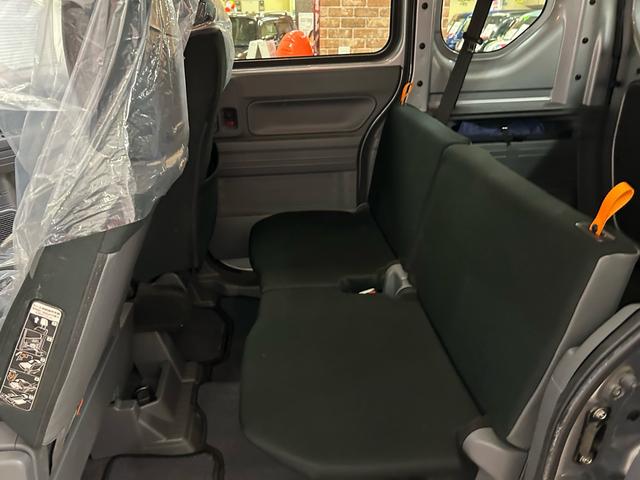 Ｎ－ＶＡＮ Ｇ・ホンダセンシング　４ＷＤ　法人ワンオーナー　Ｈｏｎｄａ　ＳＥＮＳＩＮＧ　マルチリフレクターライト　マニュアルレベリング機構付　ＡＭＦＭチューナー　電波式キーレスエントリーシステム　キー１個付運転席パワードアロック機構付（17枚目）