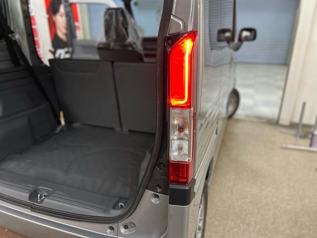 Ｎ－ＶＡＮ Ｇ・ホンダセンシング　４ＷＤ　法人ワンオーナー　Ｈｏｎｄａ　ＳＥＮＳＩＮＧ　マルチリフレクターライト　マニュアルレベリング機構付　ＡＭＦＭチューナー　電波式キーレスエントリーシステム　キー１個付運転席パワードアロック機構付（24枚目）