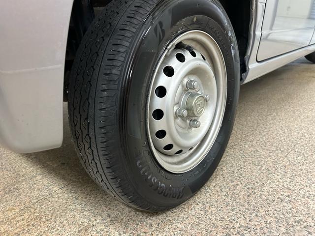 Ｎ－ＶＡＮ Ｇ・ホンダセンシング　４ＷＤ　法人ワンオーナー　Ｈｏｎｄａ　ＳＥＮＳＩＮＧ　マルチリフレクターライト　マニュアルレベリング機構付　ＡＭＦＭチューナー　電波式キーレスエントリーシステム　キー１個付運転席パワードアロック機構付（36枚目）