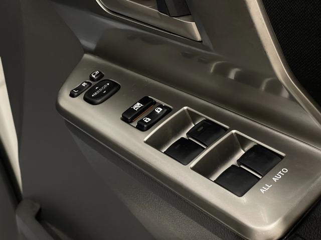 ZS 4WD 夏冬タイヤ付き 両側電動スライドドア スマートキー プッシュスタート HIDヘッドライト パドルシフト ETC タイミングベルト交換不要車 純正アルミホイル 盗難防止装置(25枚目)