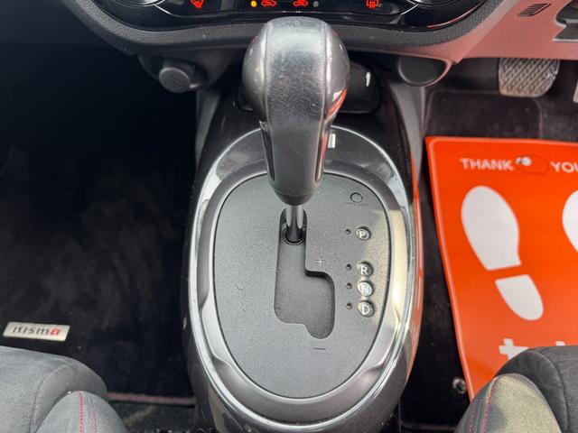 ジューク ニスモ　Ｂｌｕｅｔｏｏｔｈ対応ナビ！バックカメラ！地デジ！前後ドライブレコーダー！インテリジェントキー！エンジンスターター！ＥＴＣ！オートリトラミラー！フロントカーボンリップ！夏冬タイヤ！（15枚目）