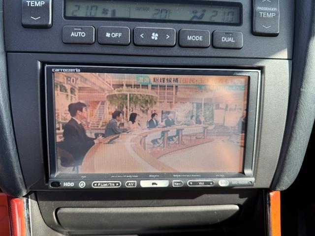 ＧＳ３００ 　左ハンドル！サンルーフ！エイムゲインフルエアロ！ＫＢＲＥＡＫ４本出しマフラー！車高調！エイムゲイン１９インチＡＷ！キーレス！社外ナビ！地デジ！本革シート！パワーシート！社外ヘッドライト！ＥＴＣ！（11枚目）