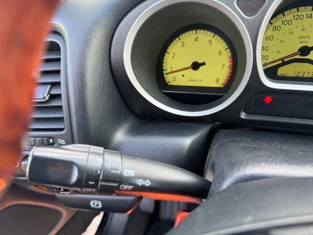 ＧＳ３００ 　左ハンドル！サンルーフ！エイムゲインフルエアロ！ＫＢＲＥＡＫ４本出しマフラー！車高調！エイムゲイン１９インチＡＷ！キーレス！社外ナビ！地デジ！本革シート！パワーシート！社外ヘッドライト！ＥＴＣ！（14枚目）