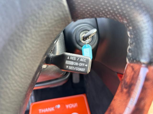 ＧＳ３００ 　左ハンドル！サンルーフ！エイムゲインフルエアロ！ＫＢＲＥＡＫ４本出しマフラー！車高調！エイムゲイン１９インチＡＷ！キーレス！社外ナビ！地デジ！本革シート！パワーシート！社外ヘッドライト！ＥＴＣ！（15枚目）