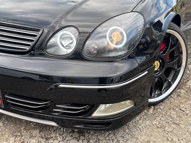 ＧＳ３００ 　左ハンドル！サンルーフ！エイムゲインフルエアロ！ＫＢＲＥＡＫ４本出しマフラー！車高調！エイムゲイン１９インチＡＷ！キーレス！社外ナビ！地デジ！本革シート！パワーシート！社外ヘッドライト！ＥＴＣ！（29枚目）