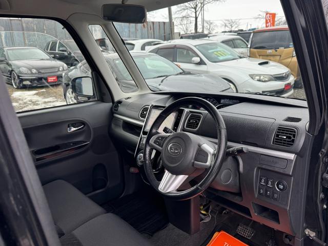 タント カスタムＲＳ　ＳＡ　衝突軽減ブレーキ両側パワスラ夏冬タイヤＢｌｕｅｔｏｏｔｈ対応ナビ！地デジ！バックカメラ！ステアリングスイッチ！オートエアコン！スマートキー！プッシュスタート！（9枚目）