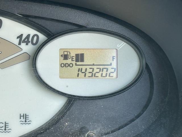 当店は新車・中古車販売、整備、点検、板金、塗装、用品取付・販売、ローン、クレジットカード決済に対応。車の購入からメンテナンスまで幅広くサポート。安心と信頼のサービスを提供します。