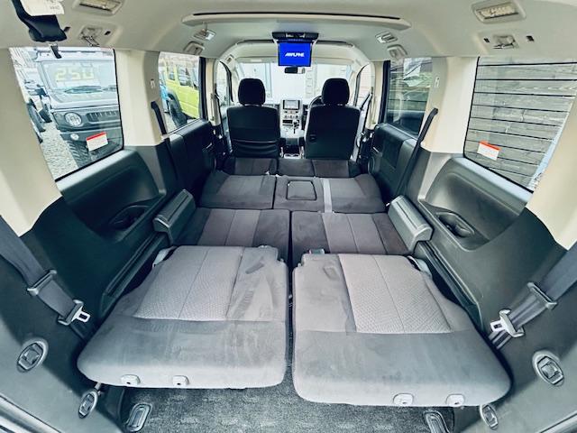 デリカＤ：５ Ｇ　パワーパッケージ　４ＷＤ／本州仕入／ナビフルセグ／バックカメラ／フリップダウンモニター／両側パワースライドドア／ビルトインＥＴＣ／ＨＩＤ／８人乗り／（24枚目）