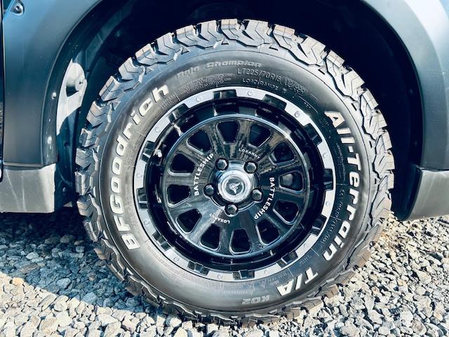 エクストレイル ２０Ｘ　エマージェンシーブレーキパッケージ　４ＷＤ／本州仕入／社外１６インチＡＷ／グッドリッチＡＴタイヤ／オーバーフェンダー／ヒッチメンバー／ルーフキャリア／Ｂカメラ／ＥＴＣ／シートヒーター／ディスプレイオーディオ／（11枚目）