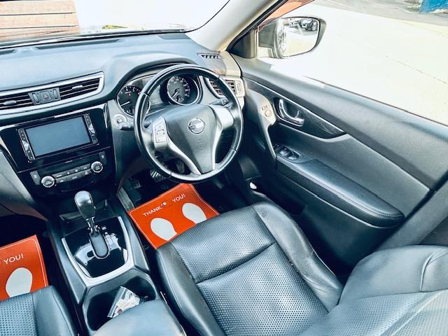 エクストレイル ２０Ｘ　エマージェンシーブレーキパッケージ　４ＷＤ／本州仕入／社外１６インチＡＷ／グッドリッチＡＴタイヤ／オーバーフェンダー／ヒッチメンバー／ルーフキャリア／Ｂカメラ／ＥＴＣ／シートヒーター／ディスプレイオーディオ／（26枚目）