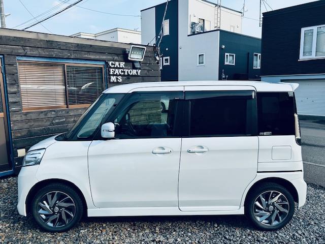 スペーシアカスタム ＴＳ　４ＷＤ／ナビフルセグ／バックカメラ／ブルートゥース／ターボ／両側パワースライドドア／シートヒーター／夏冬タイヤ／スマートキー／ウィンカーミラー／（6枚目）