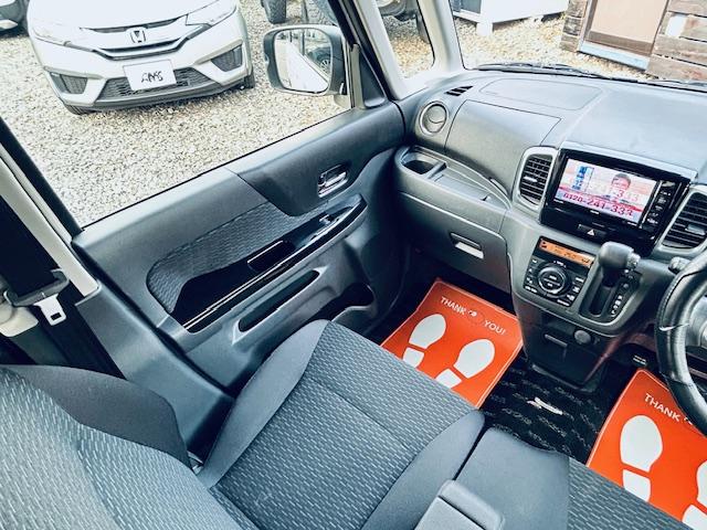 スペーシアカスタム ＴＳ　４ＷＤ／ナビフルセグ／バックカメラ／ブルートゥース／ターボ／両側パワースライドドア／シートヒーター／夏冬タイヤ／スマートキー／ウィンカーミラー／（13枚目）