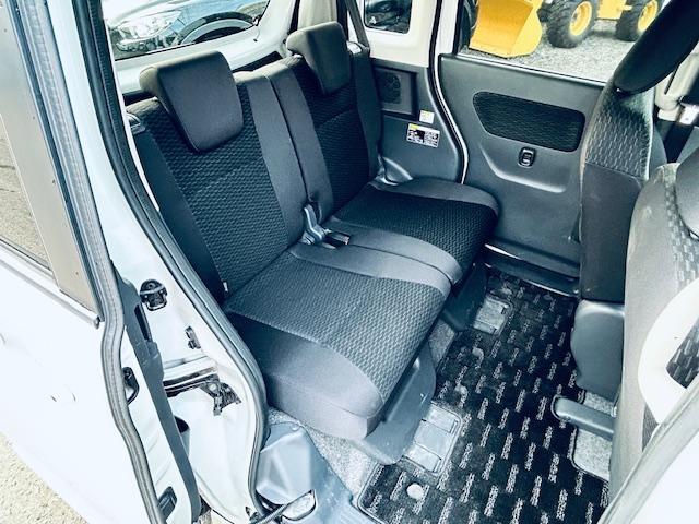 スペーシアカスタム ＴＳ　４ＷＤ／ナビフルセグ／バックカメラ／ブルートゥース／ターボ／両側パワースライドドア／シートヒーター／夏冬タイヤ／スマートキー／ウィンカーミラー／（16枚目）