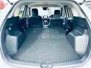 後席シートを収納すると大き目な荷物や長物も積めますね♪