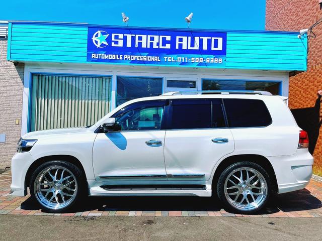 TOYOTA LAND CRUISER ZX G-FRONTIER | 2017 | PEARL WHITE TOYOTA LAND CRUISER ZX G-FRONTIER | 2017 | PEARL WHITE
