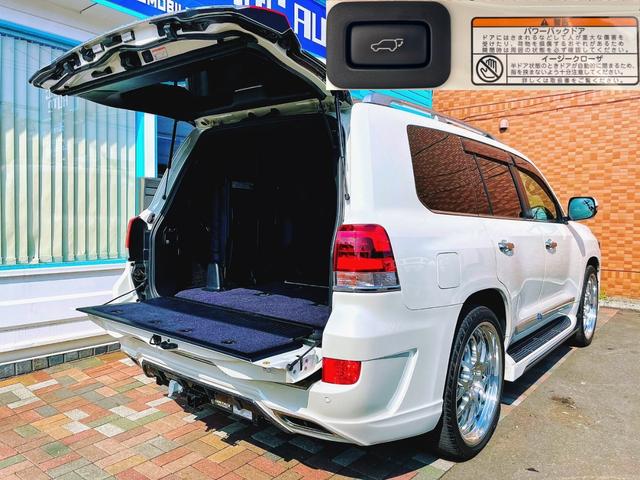 TOYOTA LAND CRUISER ZX G-FRONTIER | 2017 | PEARL WHITE TOYOTA LAND CRUISER ZX G-FRONTIER | 2017 | PEARL WHITE