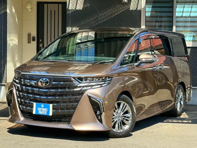 アルファード Ｚ　プレシャスレオブロンド／メーカーフルＯＰ／寒冷地／ムーンルーフ／トヨタチームメイト／ユニバーサルステップ／カラーＨＵＤ／デジタルインナーミラー／ＩＴＳコネクト／１３．２型後席モニタ／シグネチャーイルミ（2枚目）