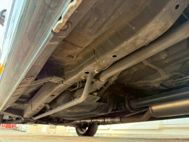 ☆現車下廻り画像☆　このコンディションを保つため、別途下回りの防錆塗装施工も可能です♪黒塗り仕上げでご納車致します！