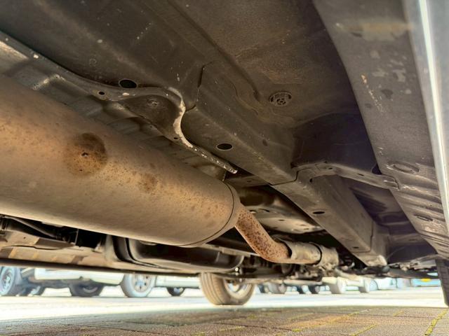 ☆現車下廻り画像☆　このコンディションを保つため、別途下回りの防錆塗装施工も可能です♪黒塗り仕上げでご納車致します！