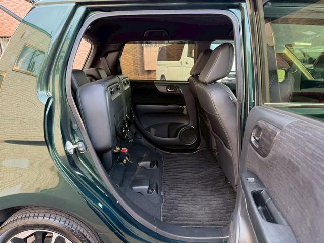 後部座席はチップアップ機構搭載（＊’▽’）