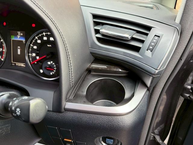 ヴェルファイア ２．５Ｚ　本州仕入／８人乗２列目ベンチ／両側電動スライドＤ／アルパインＢＩＧＸナビ＆１０．１型フリップダウンモニター／バックカメラ／Ｂｌｕｅｔｏｏｔｈ／ドラレコ／後期１８インチＡＷ／ＬＥＤヘッド＆フォグ／ＥＴＣ（55枚目）