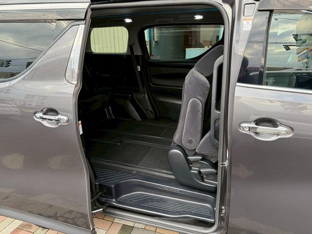 ヴェルファイア ２．５Ｚ　本州仕入／８人乗２列目ベンチ／両側電動スライドＤ／アルパインＢＩＧＸナビ＆１０．１型フリップダウンモニター／バックカメラ／Ｂｌｕｅｔｏｏｔｈ／ドラレコ／後期１８インチＡＷ／ＬＥＤヘッド＆フォグ／ＥＴＣ（68枚目）