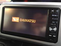 純正オプションのメモリーナビ（＊’▽’）　フルセグＴＶ・ＣＤ・ＤＶＤビデオ・ＳＤ＆Ｂｌｕｅｔｏｏｔｈ＆ＡＵＸ＆ＵＳＢオーディオ対応・ハンズフリー等多彩な機能を搭載♪　駐車時安心のバックモニター付き♪ 4