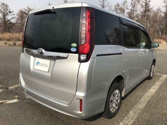 X H26年式 4WD 8人乗 純正ナビ バックカメラ(7枚目)