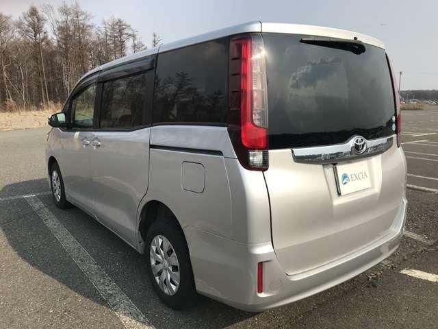 X H26年式 4WD 8人乗 純正ナビ バックカメラ(8枚目)