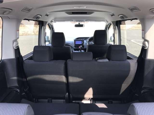 X H26年式 4WD 8人乗 純正ナビ バックカメラ(18枚目)