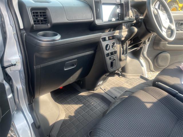 ハイゼットカーゴ クルーズSAIII 4WD 軽バン 衝突被害軽減システム ドライブレコーダー TV 両側スライドドア キーレスエントリー アイドリングストップ 電動格納ミラー オートマチックハイビーム アルミホイール ABS ESC(22枚目)