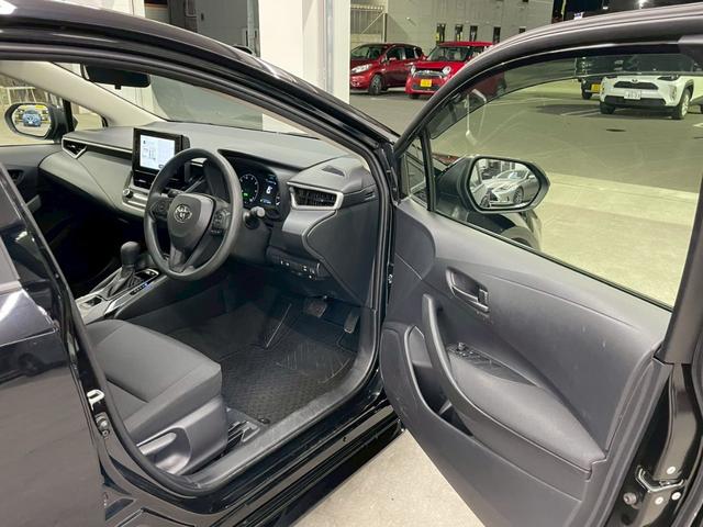 カローラツーリング ハイブリッド X 4WD 寒冷地仕様 8インチ純正ディスプレイオーディオ フルセグTV Bluetooth バックカメラ 衝突被害軽減ブレーキ コーナーセンサー レーダークルーズコントロール ETC2.0 冬タイヤ付(13枚目)